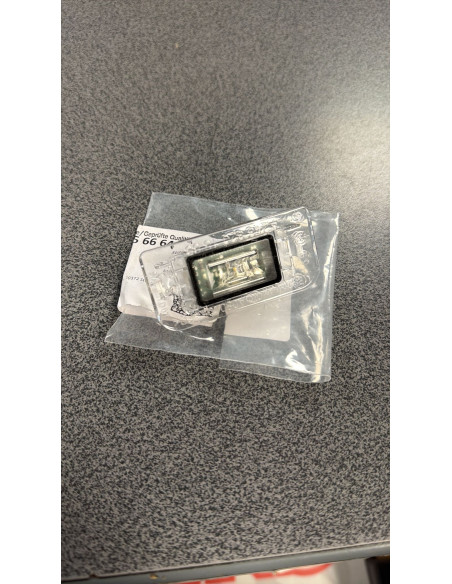 Mercedes-Benz B W246 nr zīmes lukturis A2468201566 64